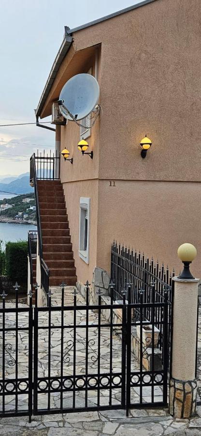 Apartmani Ljubica Utjeha Exterior photo