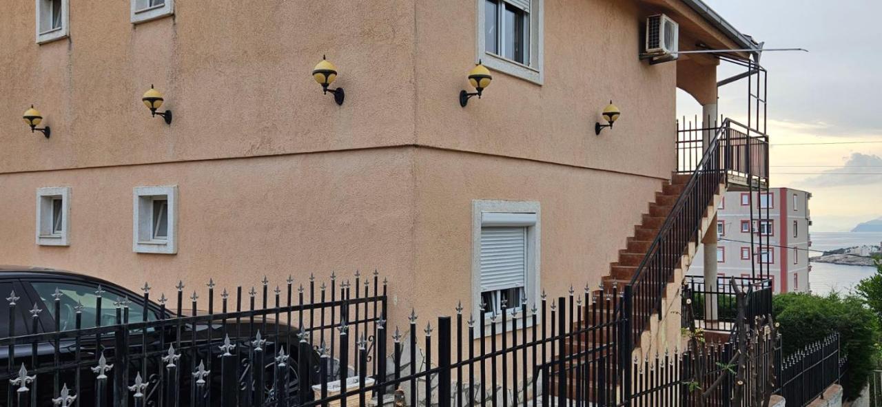 Apartmani Ljubica Utjeha Exterior photo