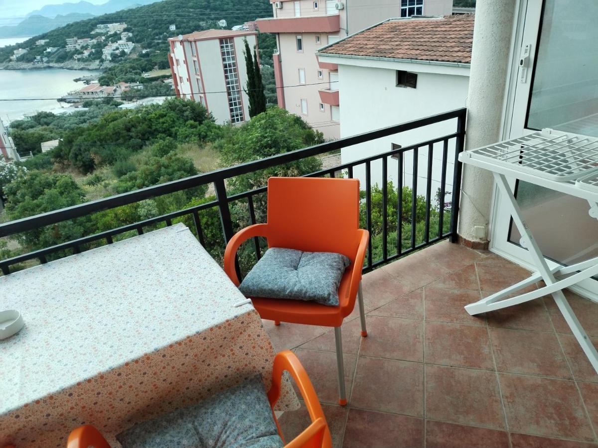 Apartmani Ljubica Utjeha Exterior photo