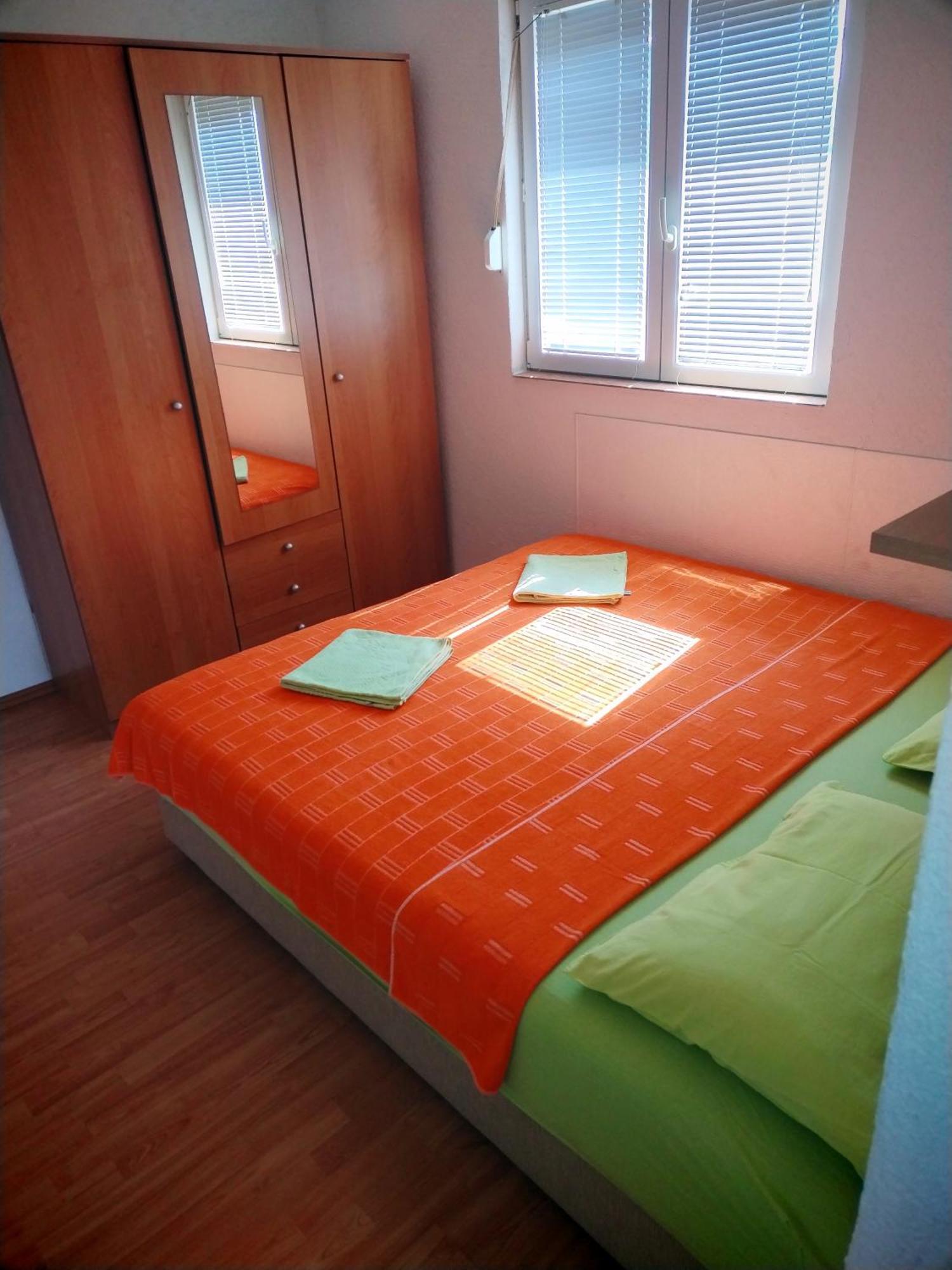 Apartmani Ljubica Utjeha Exterior photo